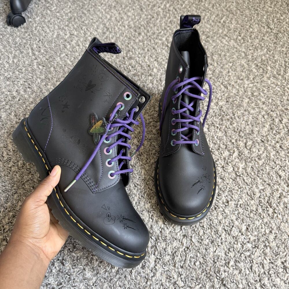 Dr. Martens x BT21 1460 8 Hole Boots BLACK Limited Edition Mens 11 Womens 12 NEW